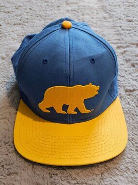 UCLA Bruin silhouette hat
